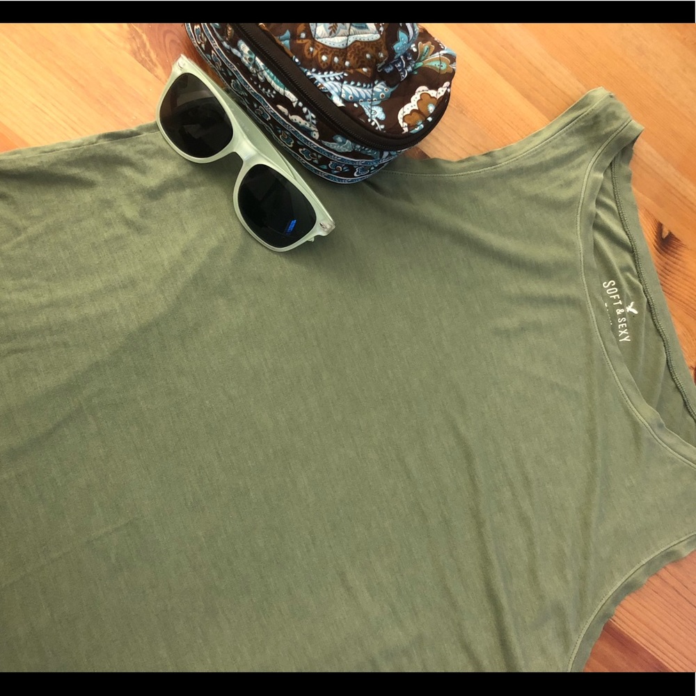 NWOT AE soft and sexy tank